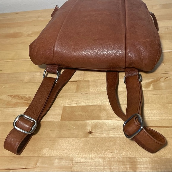 Osgoode Marley Leather Teardrop Multi Zip Backpack - Picture 6 of 11